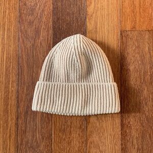 H&M Womens Pink Knitted Winter Hat Beanie